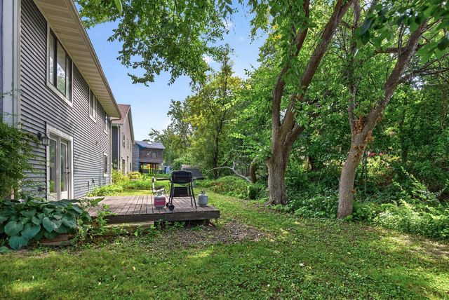 1128 Fox Run Road, Waconia, MN 55387