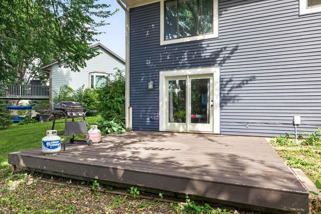 1128 Fox Run Road, Waconia, MN 55387