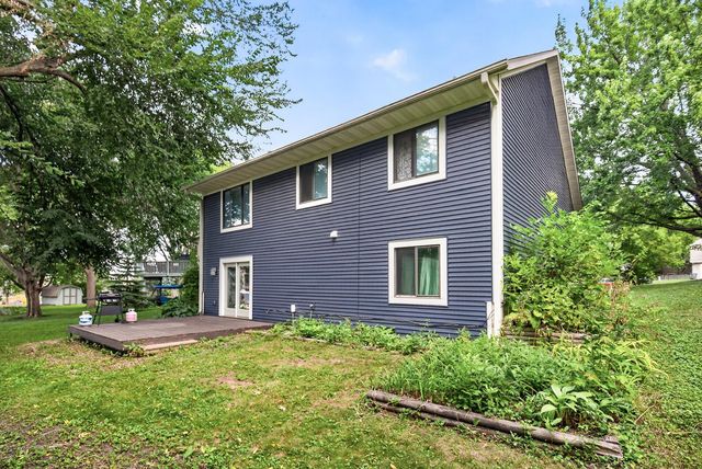 1128 Fox Run Road, Waconia, MN 55387