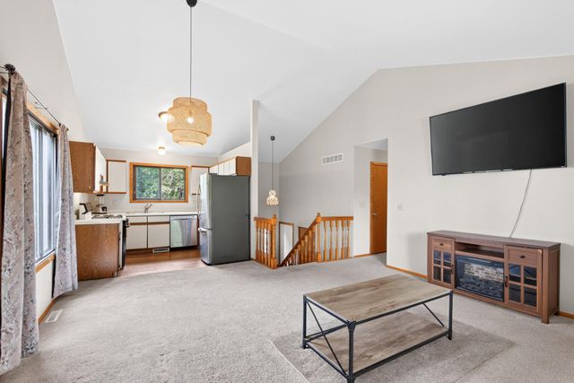 1128 Fox Run Road, Waconia, MN 55387