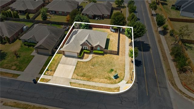 2900 SW Oakleigh Road, Bentonville, AR 72713