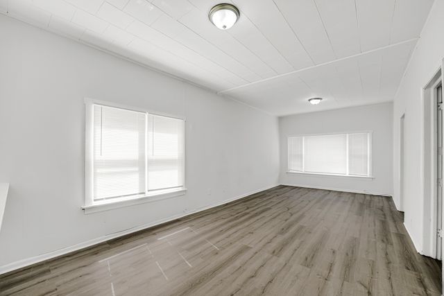 120 E Kensington Avenue 1-F, Chicago, IL 60628