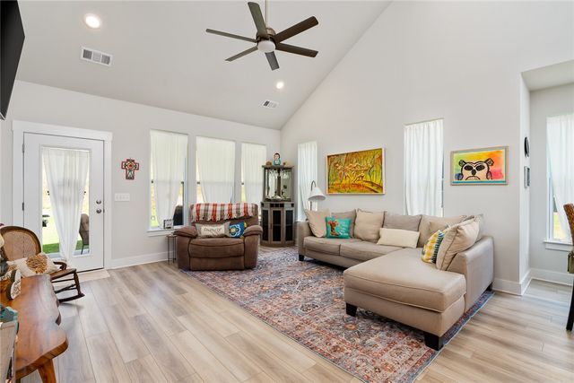 218 Grange Valley Lane, Central, SC 29630