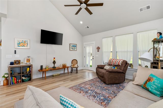 218 Grange Valley Lane, Central, SC 29630