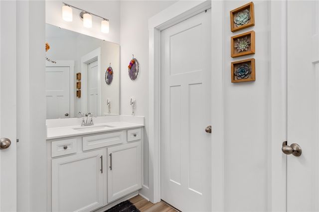 218 Grange Valley Lane, Central, SC 29630