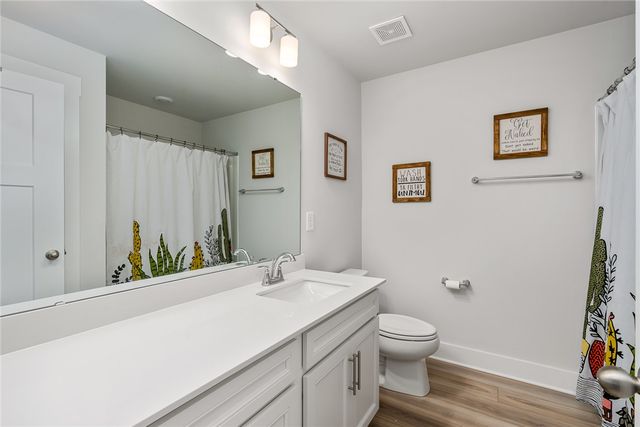 218 Grange Valley Lane, Central, SC 29630