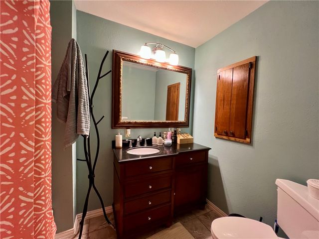 53 Alton Circle, Rogers, AR 72756