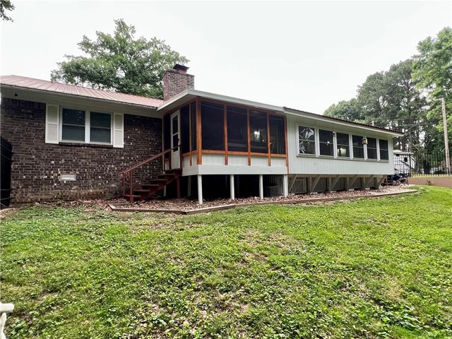 53 Alton Circle, Rogers, AR 72756