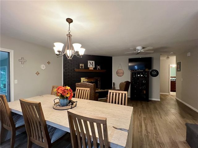 53 Alton Circle, Rogers, AR 72756
