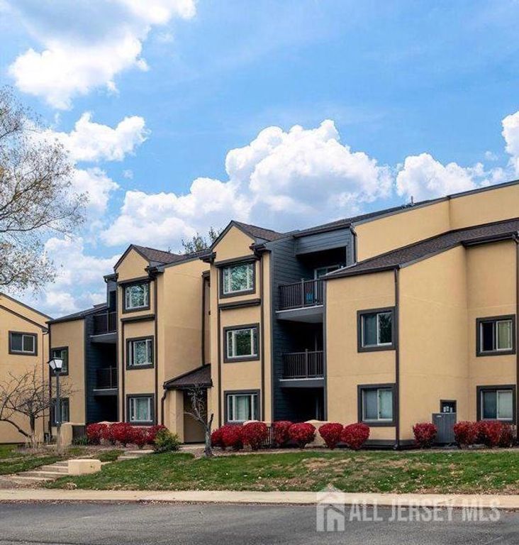 3121 Sayre Drive, Plainsboro, NJ 08540