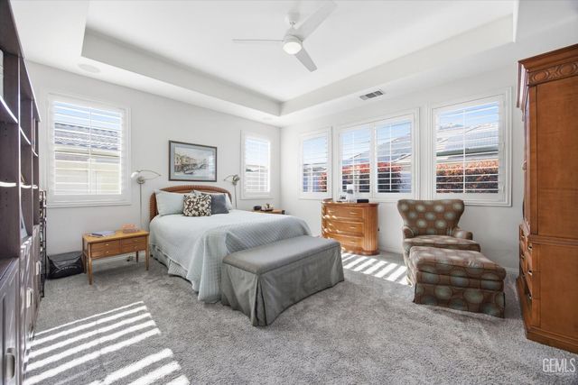 12302 Abercromby Drive, Bakersfield, CA 93312