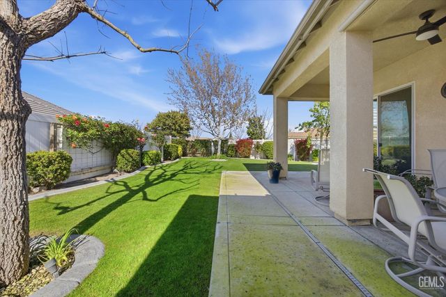 12302 Abercromby Drive, Bakersfield, CA 93312