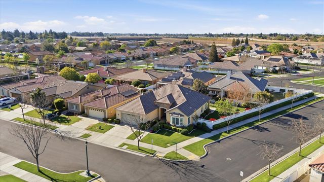 12302 Abercromby Drive, Bakersfield, CA 93312