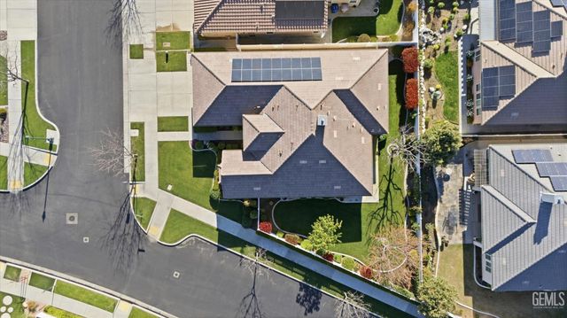 12302 Abercromby Drive, Bakersfield, CA 93312