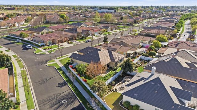 12302 Abercromby Drive, Bakersfield, CA 93312