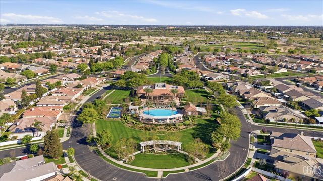 12302 Abercromby Drive, Bakersfield, CA 93312