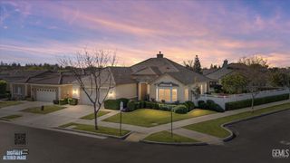 12302 Abercromby Drive, Bakersfield, CA 93312