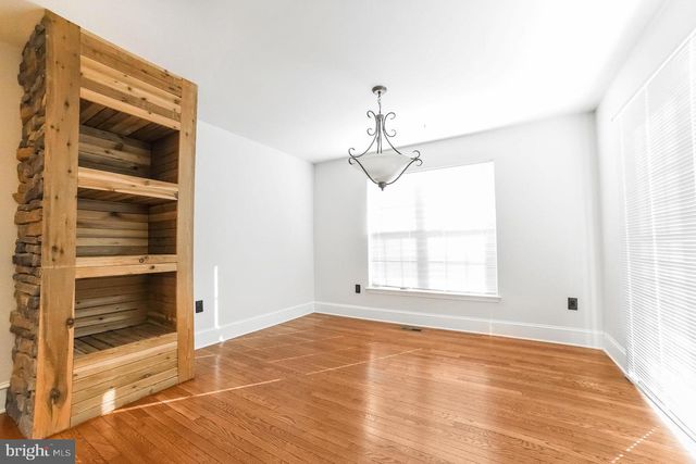 3100 ESSER PL, Waldorf, MD 20603