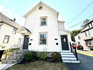 211 North Seward Avenue, Auburn, NY 13021