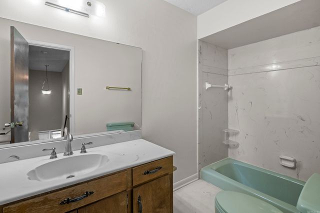 5605 N Walnut Road, North Little Rock, AR 72118