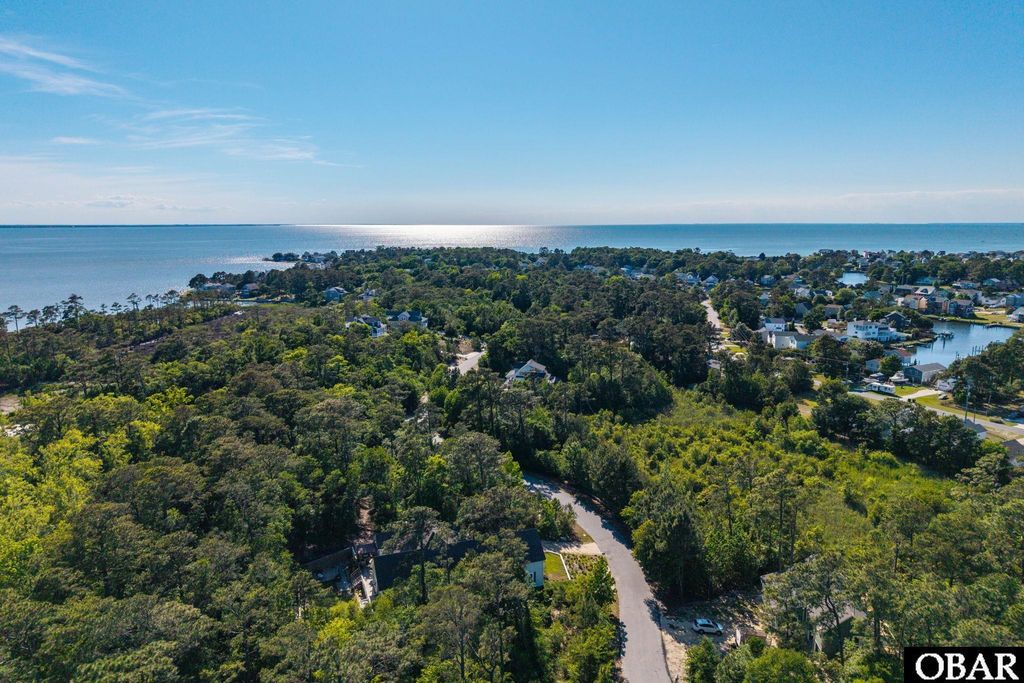 Image 43 of property listing at 121 Old Holly Lane Lot 70, Kill Devil Hills, NC 27948
