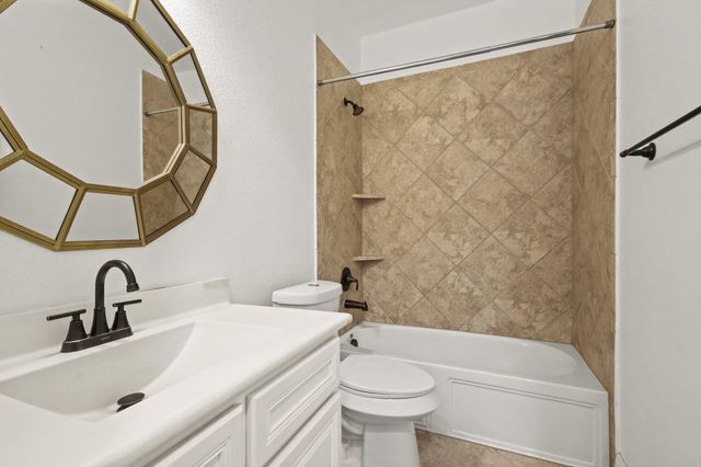 13415 Lake Arlington Road, Houston, TX 77044