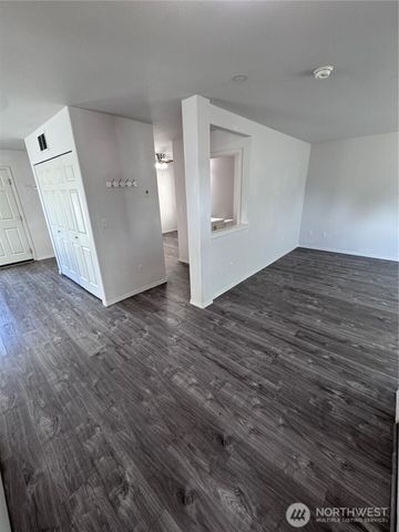 3091 Walker Road, Dupont, WA 98327
