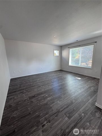 3091 Walker Road, Dupont, WA 98327