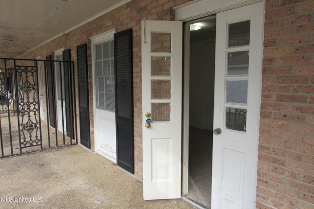 910 Pinehurst Street, A3, Jackson, MS 39202