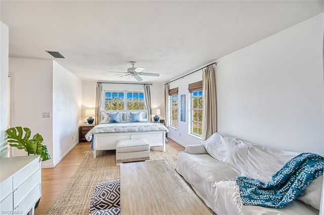 220 Palm Lake DR, Sanibel, FL 33957