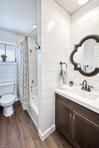 220 Palm Lake DR, Sanibel, FL 33957
