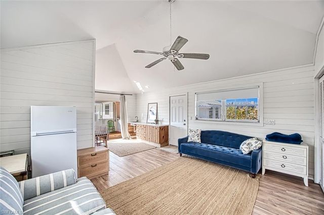 220 Palm Lake DR, Sanibel, FL 33957
