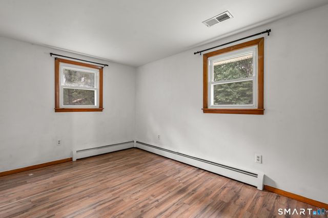 305 Old Post Road, Tolland, CT 06084