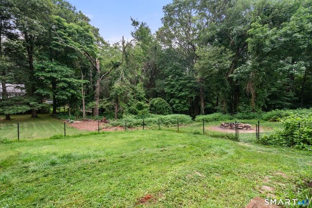 305 Old Post Road, Tolland, CT 06084