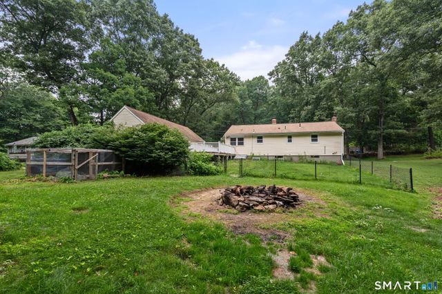 305 Old Post Road, Tolland, CT 06084