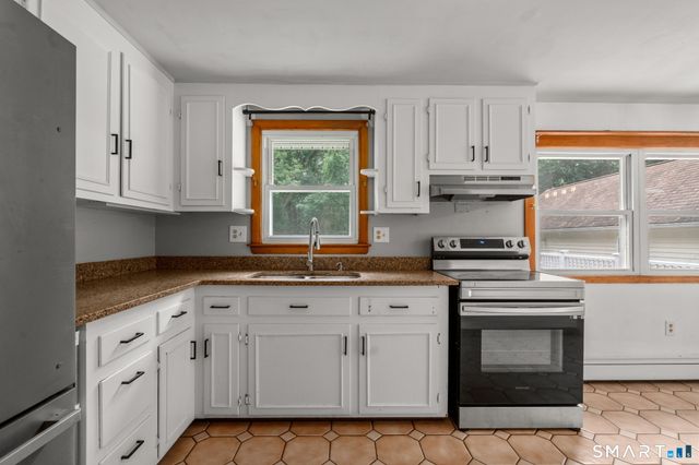 305 Old Post Road, Tolland, CT 06084