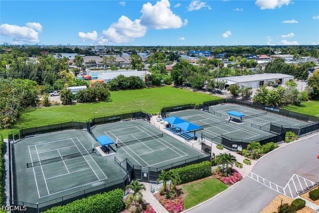 6102 Augusta DR 307, Fort Myers, FL 33907