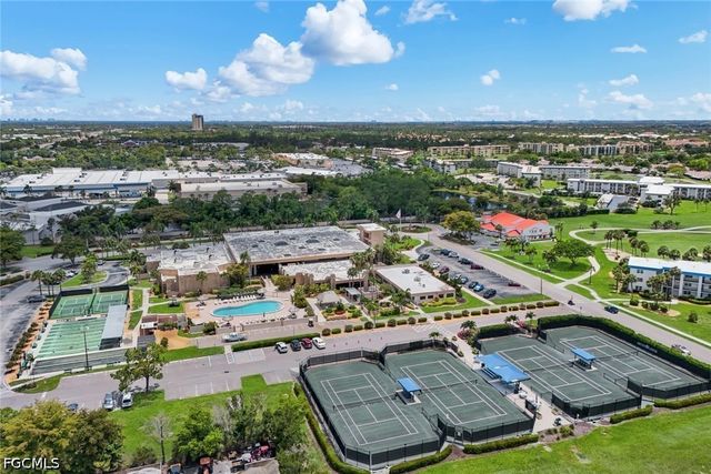6102 Augusta DR 307, Fort Myers, FL 33907