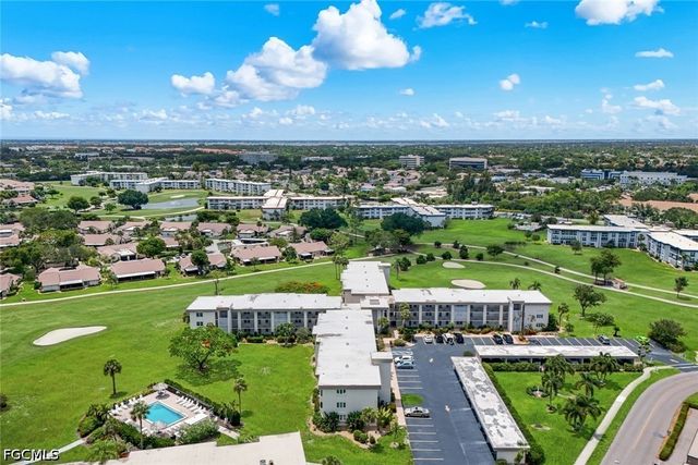 6102 Augusta DR 307, Fort Myers, FL 33907