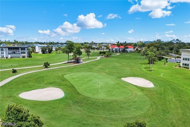 6102 Augusta DR 307, Fort Myers, FL 33907