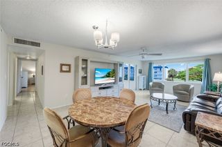 6102 Augusta DR 307, Fort Myers, FL 33907