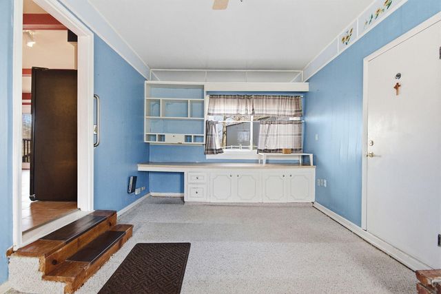 13260 N ROUTE B, Hallsville, MO 65255