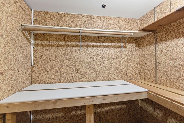 13260 N ROUTE B, Hallsville, MO 65255