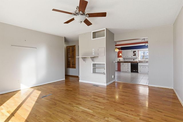 13260 N ROUTE B, Hallsville, MO 65255