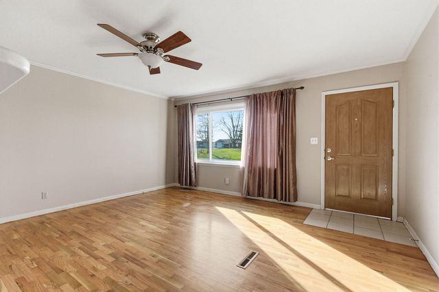 13260 N ROUTE B, Hallsville, MO 65255