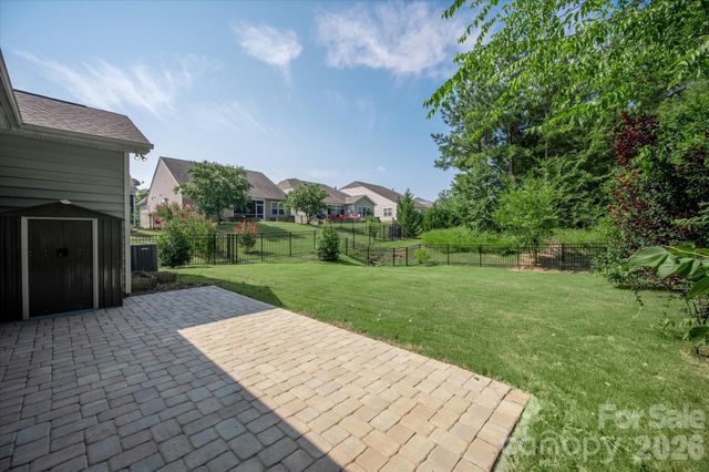 14016 Southbridge Forest Drive, Charlotte, NC 28273