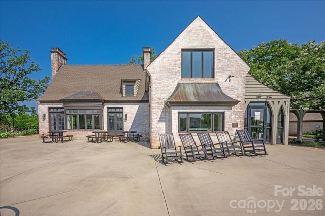 14016 Southbridge Forest Drive, Charlotte, NC 28273
