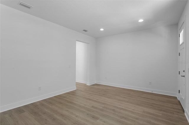 4202 N CLEARFIELD AVENUE, Tampa, FL 33603