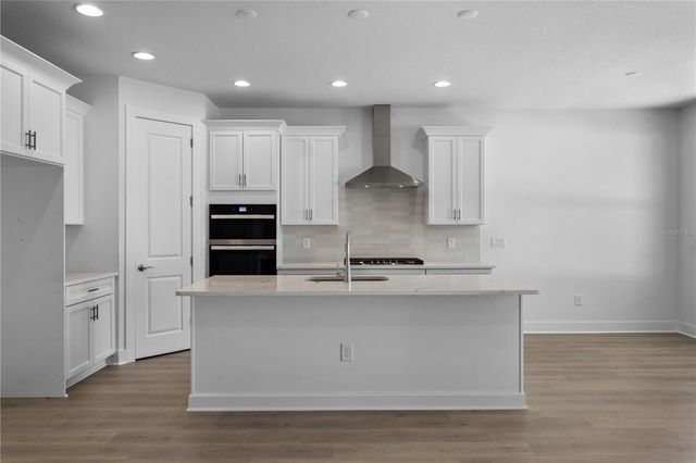 4202 N CLEARFIELD AVENUE, Tampa, FL 33603