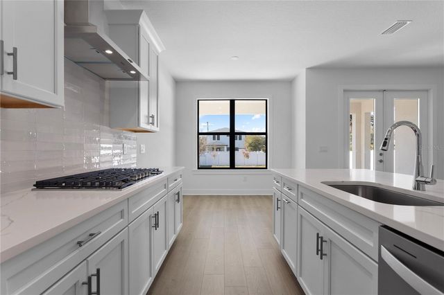 4202 N CLEARFIELD AVENUE, Tampa, FL 33603